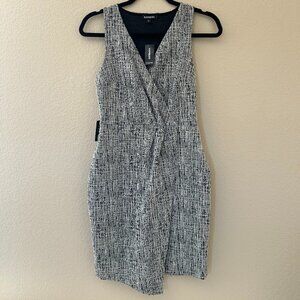 NWT Express Dress Size XS Black and White Textured Sleeveless Stretch Preppy